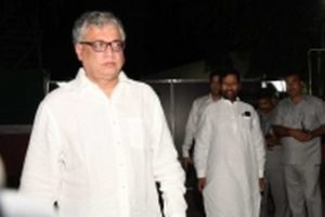 Derek OBrien_320x213