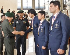 General Bipin Rawat With Sportspersons Winners of CWG Medal_400x316