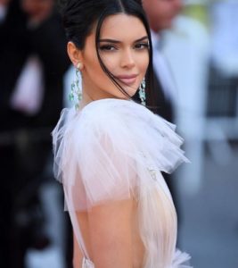 Kendall Jenner 1_445x500