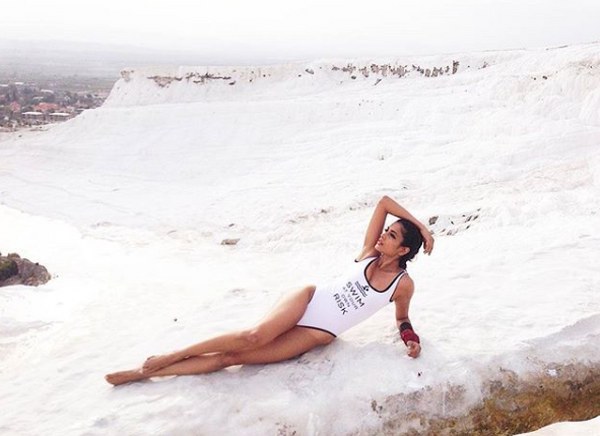 Sare Jane Dias Insta 2_600x436