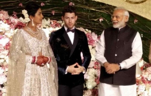 Priyanka Nick And Modi_500x317