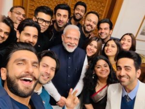 PM Narendra Modi With Bollywood Squad_600x450