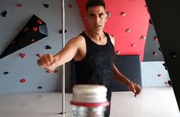 Akshay Instagram_600x392