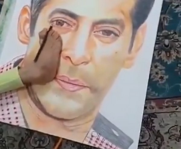 Watch Salman Khan Sketch In This Instagram Video