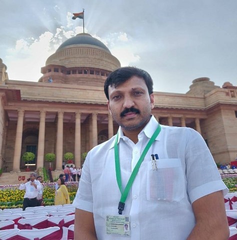 Shiv Sena MP Omraje Nimbalkar_474x480