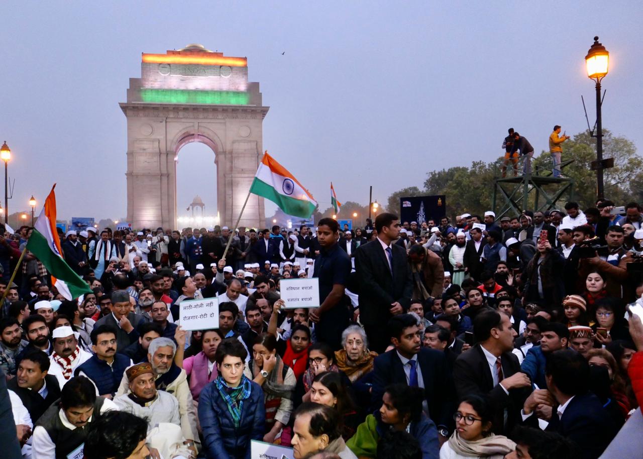 Priyanka Gandhi At India Gate Cong Twitter