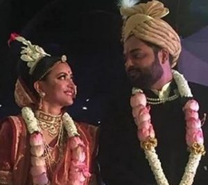 Shweta Basu Prasad announces separation from husband Insta_600x534