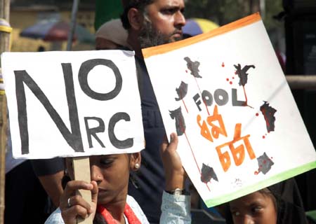 Kolkata: Students participate in a protest against the Citizenship Amendment Act (CAA) 2019, National Register of Citizens (NRC) and National Population Register (NPR) in Kolkata on Jan 18, 2020. (Photo: Kuntal Chakrabarty/IANS)