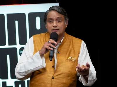Shashi Tharoor IANS Jan 19