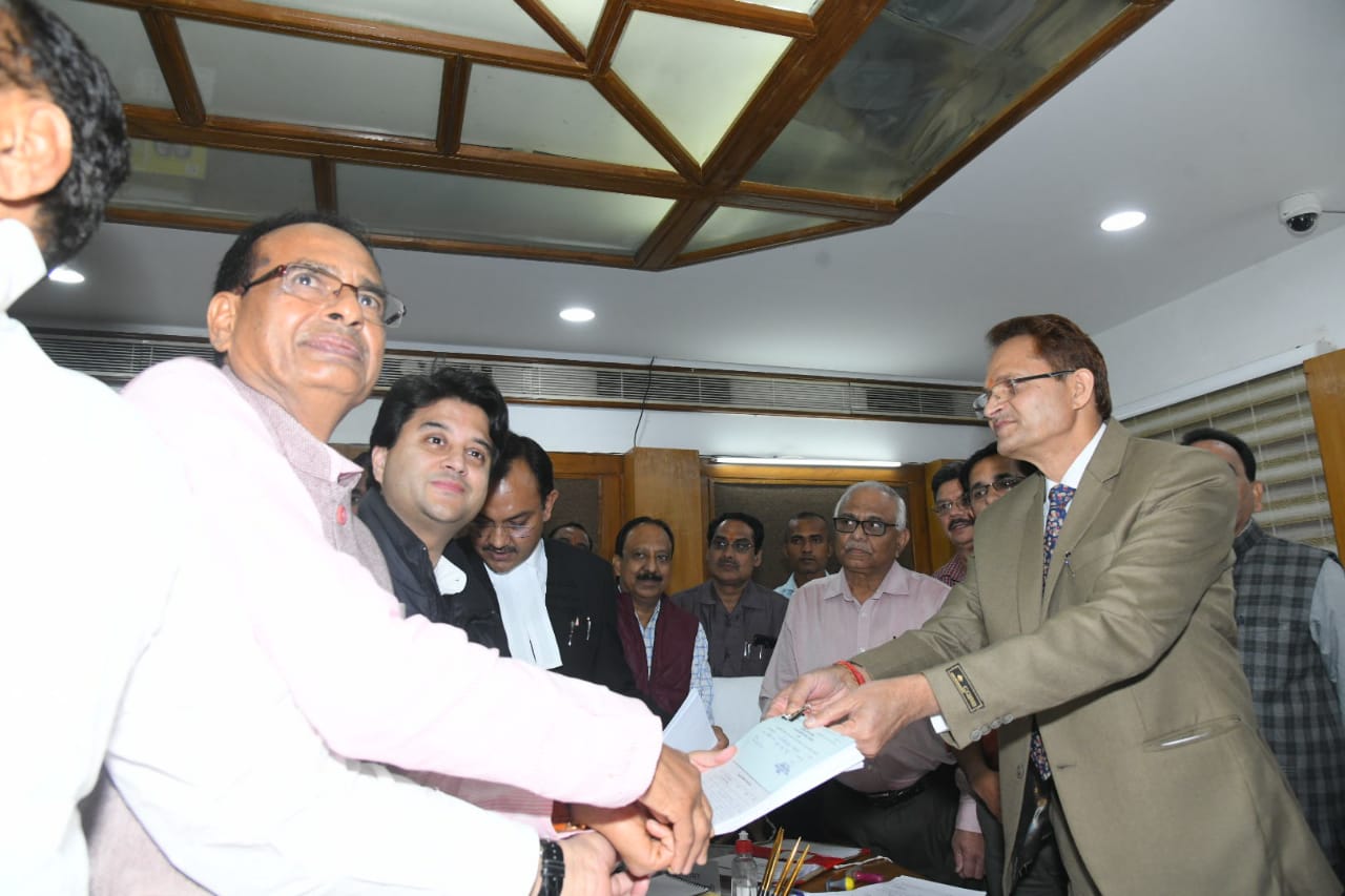 Jyotiraditya Scindia files nomination for Rajya Sabha