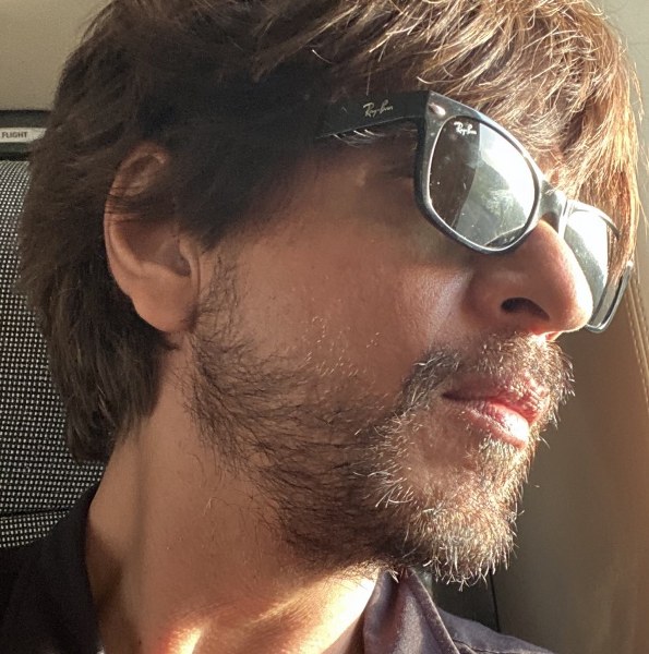 Shah Rukh Khan stopped at airport for carrying Dh80,000 worth of