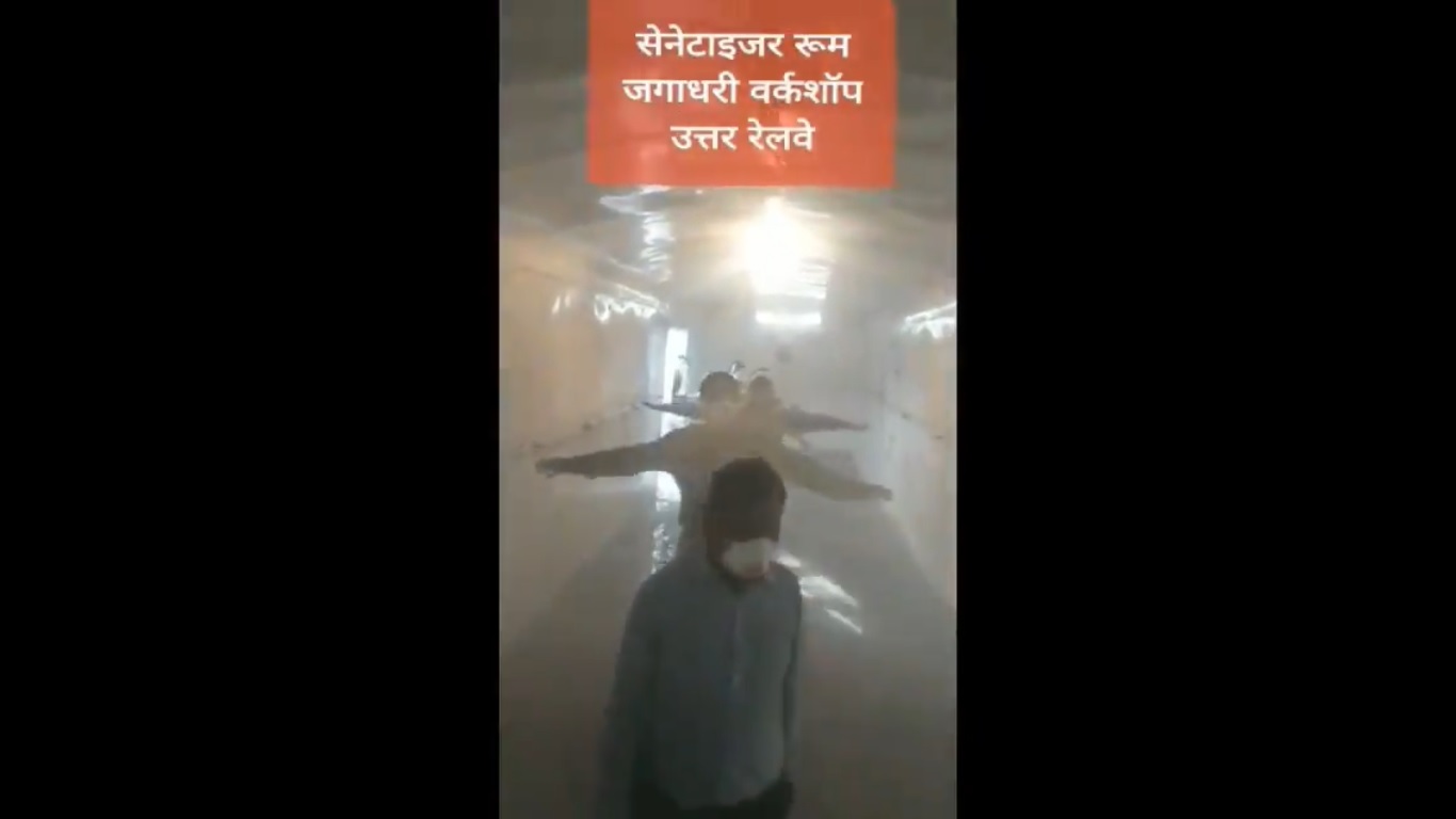 Sanitizer Tunnel Twitter-Ministery of Railways