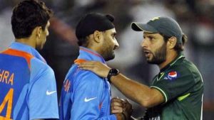 Shahid Afridi and Harbhajan Singh_600x337