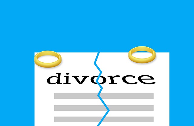 divorce-4499514_640