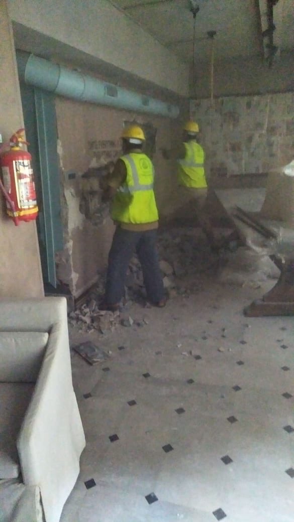 Kangana Office Demolished