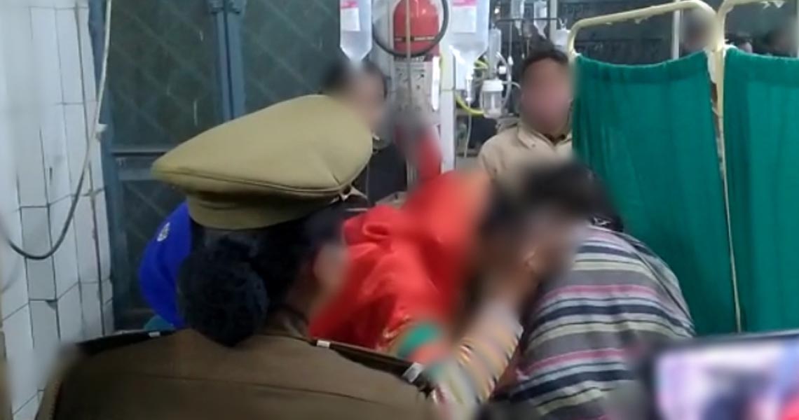 Half burnt girl found on UP highway