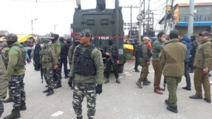 One Killed, 20 Injured In Grenade Attack In Srinagar - The English Post ...