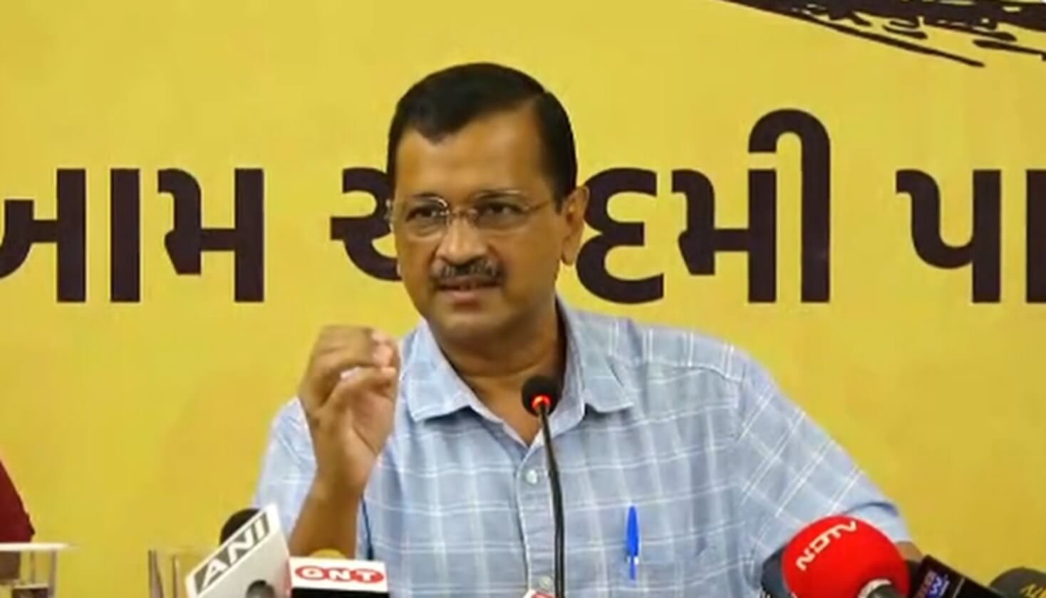 Arvind Kejriwal in Gujarat Aug 22 (1)