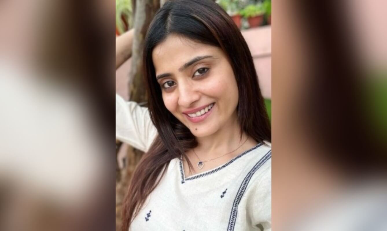 Vaishali Takkar 2 (2) (1)