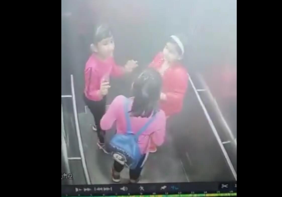 3 little girls get stuck in lift in Ghaziabad (1)