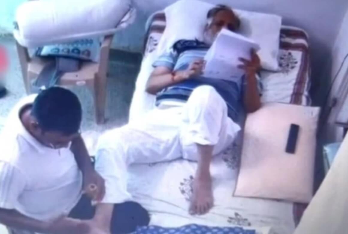 Satyendar Jain Massage (1)