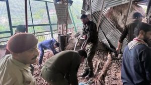 landslide at Mata Vaishno Devi Shrine (1)