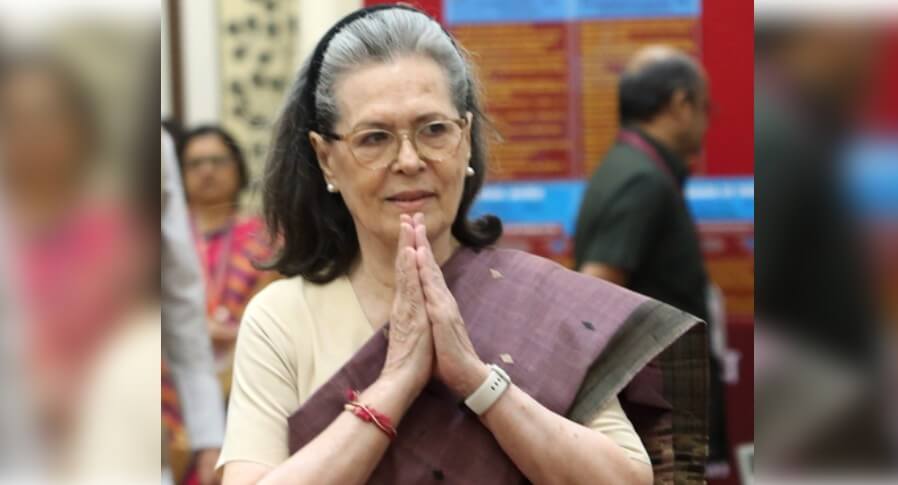 Sonia Gandhi 222 (1)