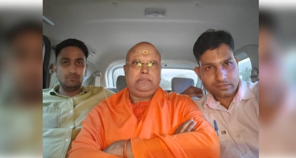 Swami Chaityanand Saraswati (1)