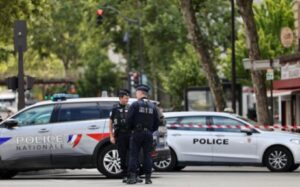 PARIS COPS