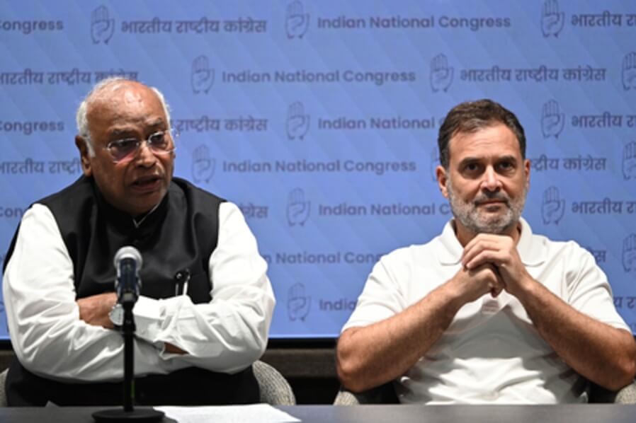 Rahul Gandhi and Mallikarjun Kharge 2 (1) (1)