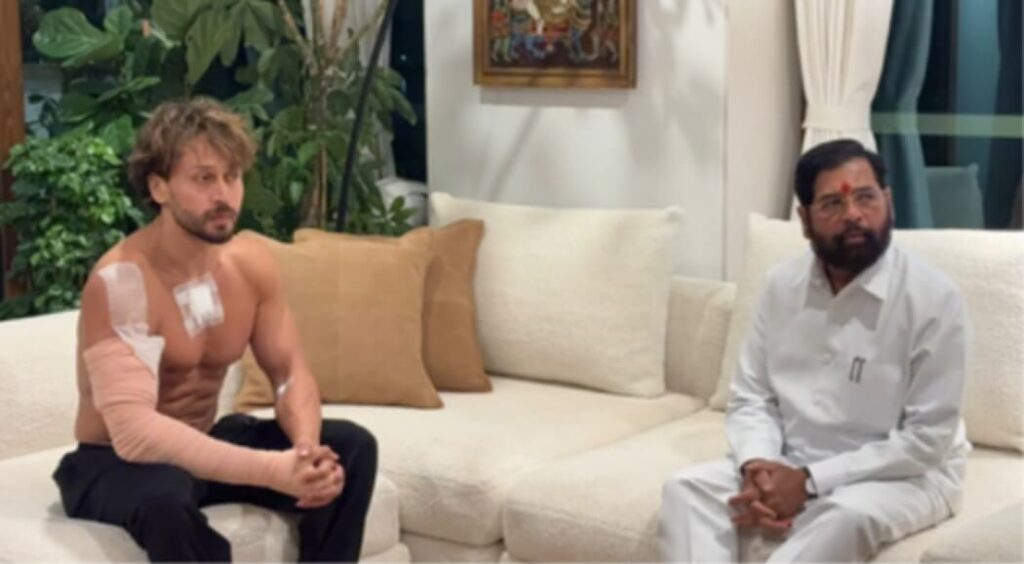 Eknath Shinde meets Tiger Shroff (1)